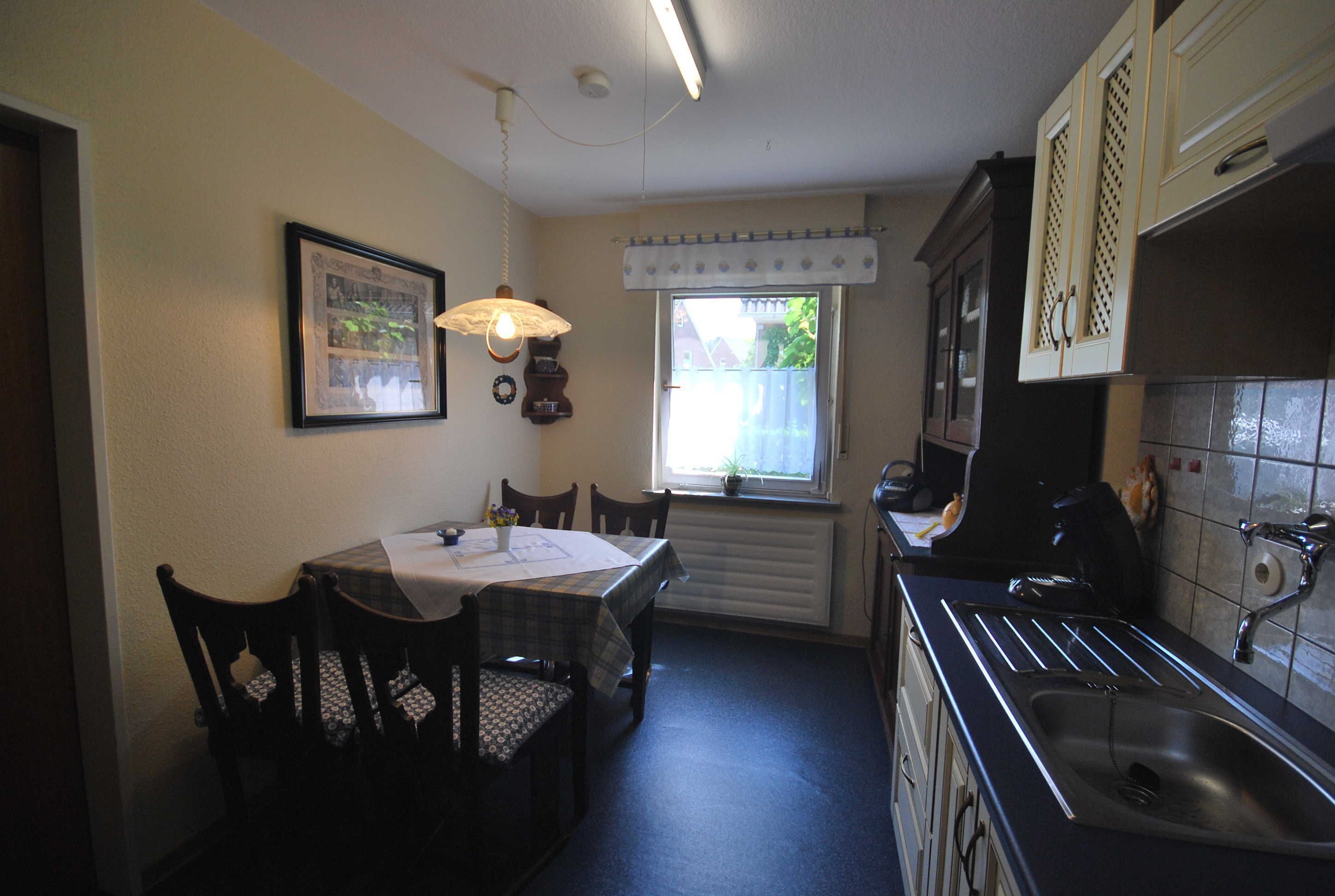 Fridge, microwave, oven, coffee/tea maker