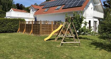 Moderne Familien-Ferienwohnung auf Rügen in Altenkirchen Ostsee gratis WLAN