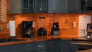 Cabin, 2 Queen Beds (River Dreaming) | Private kitchen - River Dreaming (Townsend)