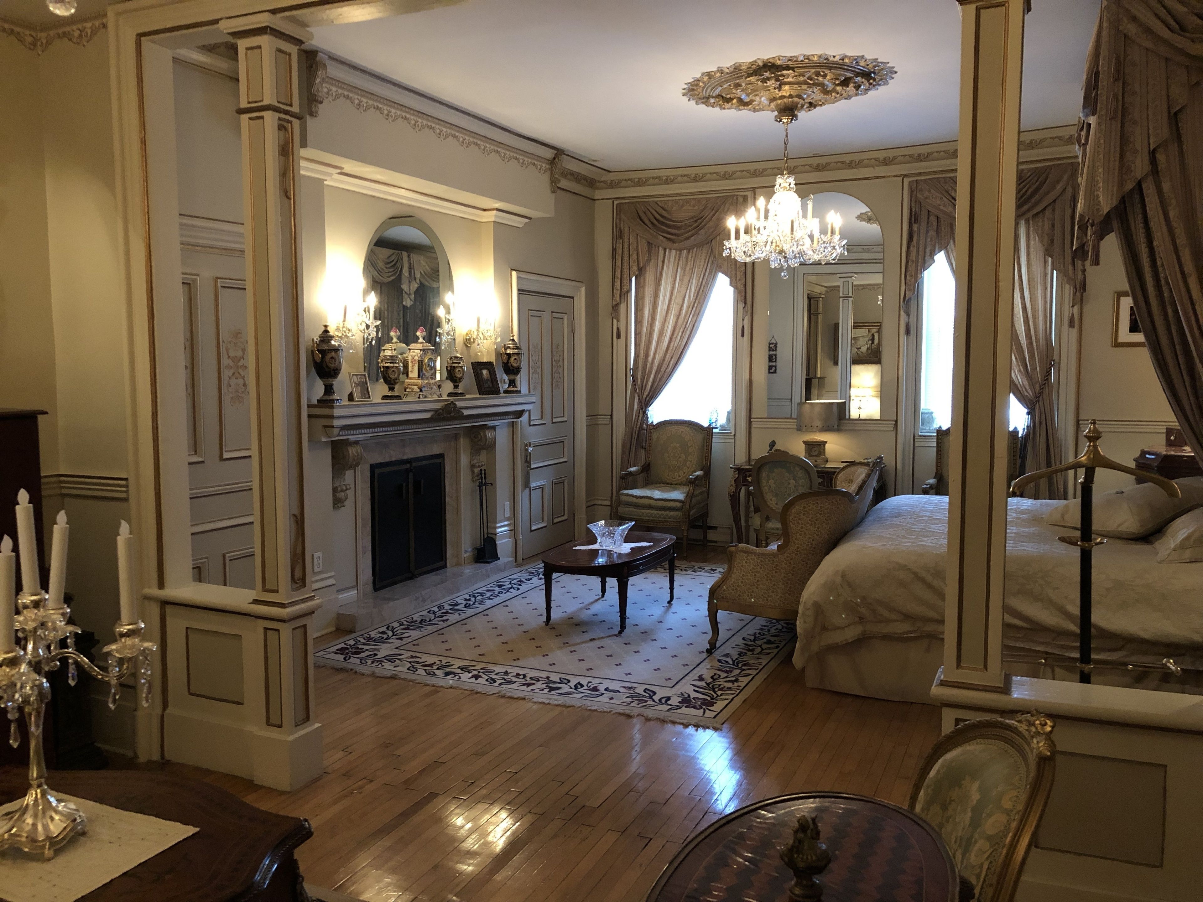Le Château du Faubourg B&B