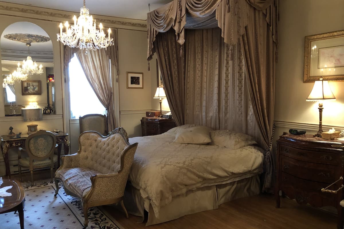  Chambre des maitres, 1 très grand lit, non-fumeurs)