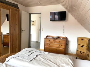 1 camera, ferro/asse da stiro, culla da viaggio, Wi-Fi gratuito