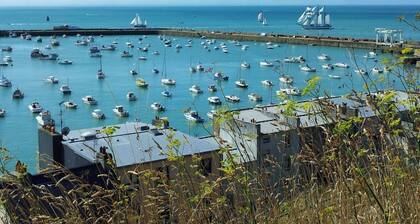 Bright house near beach with garden and BBQ