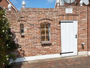 Exterior detail - Feel-EC Ap. in the anchor house directly on the Siel - barrier-free (Greetsiel, Nordsee/Ostfriesland)