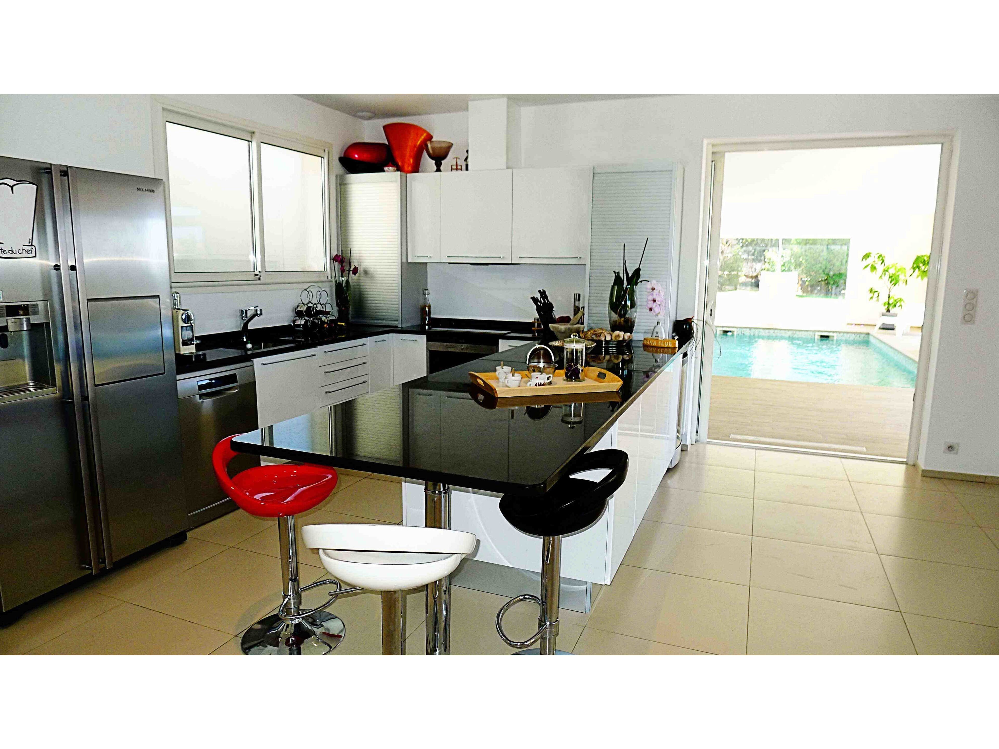 Cote d'Azur France villa in lush greenery