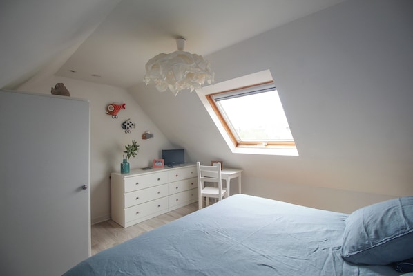 1 bedroom, iron/ironing board, travel cot, free WiFi - Seaside apartment (Crozon)