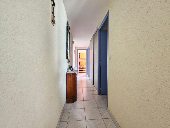 Interior - Comfortable House for 6 People, Pets Allowed, Close to the Beach (La Faute-sur-Mer)