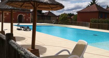 "Chezvero46" Location vacances avec piscine et wifi