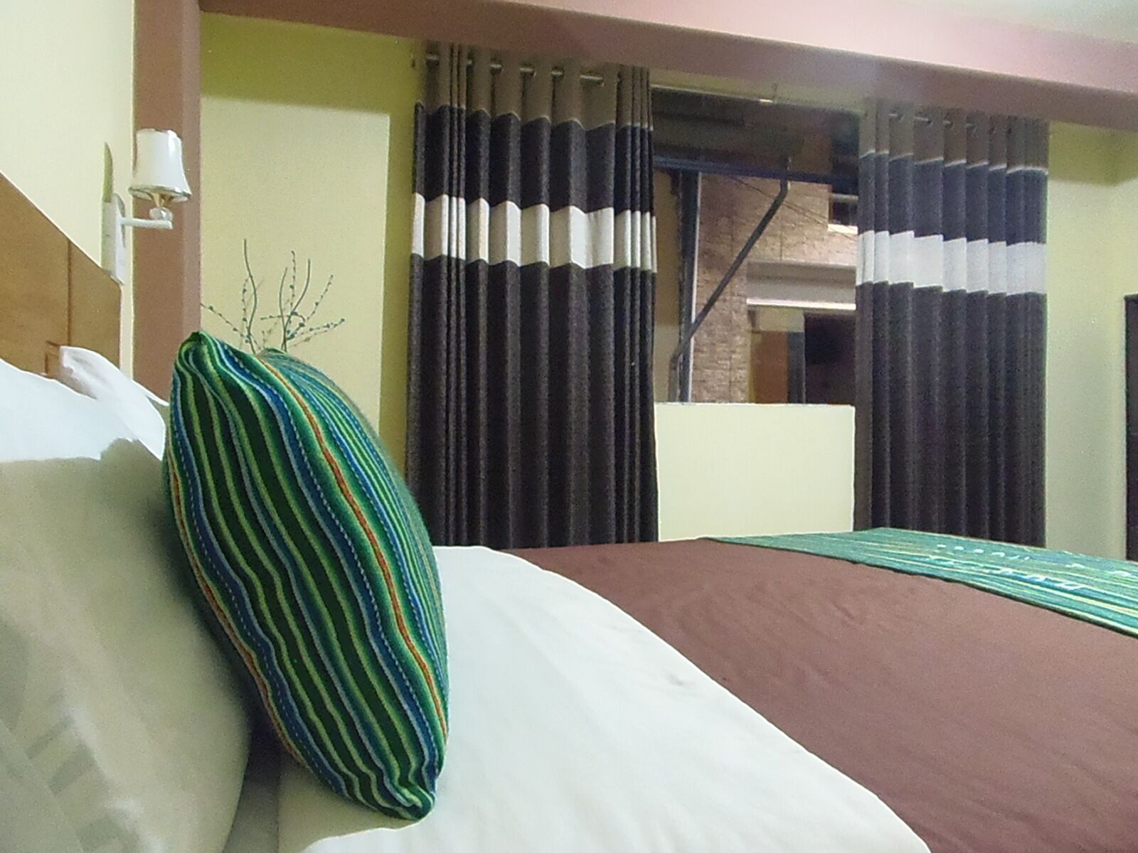 City Double Room, 1 Double Bed, Non Smoking | 2 bedrooms, down duvets, free WiFi, bed sheets