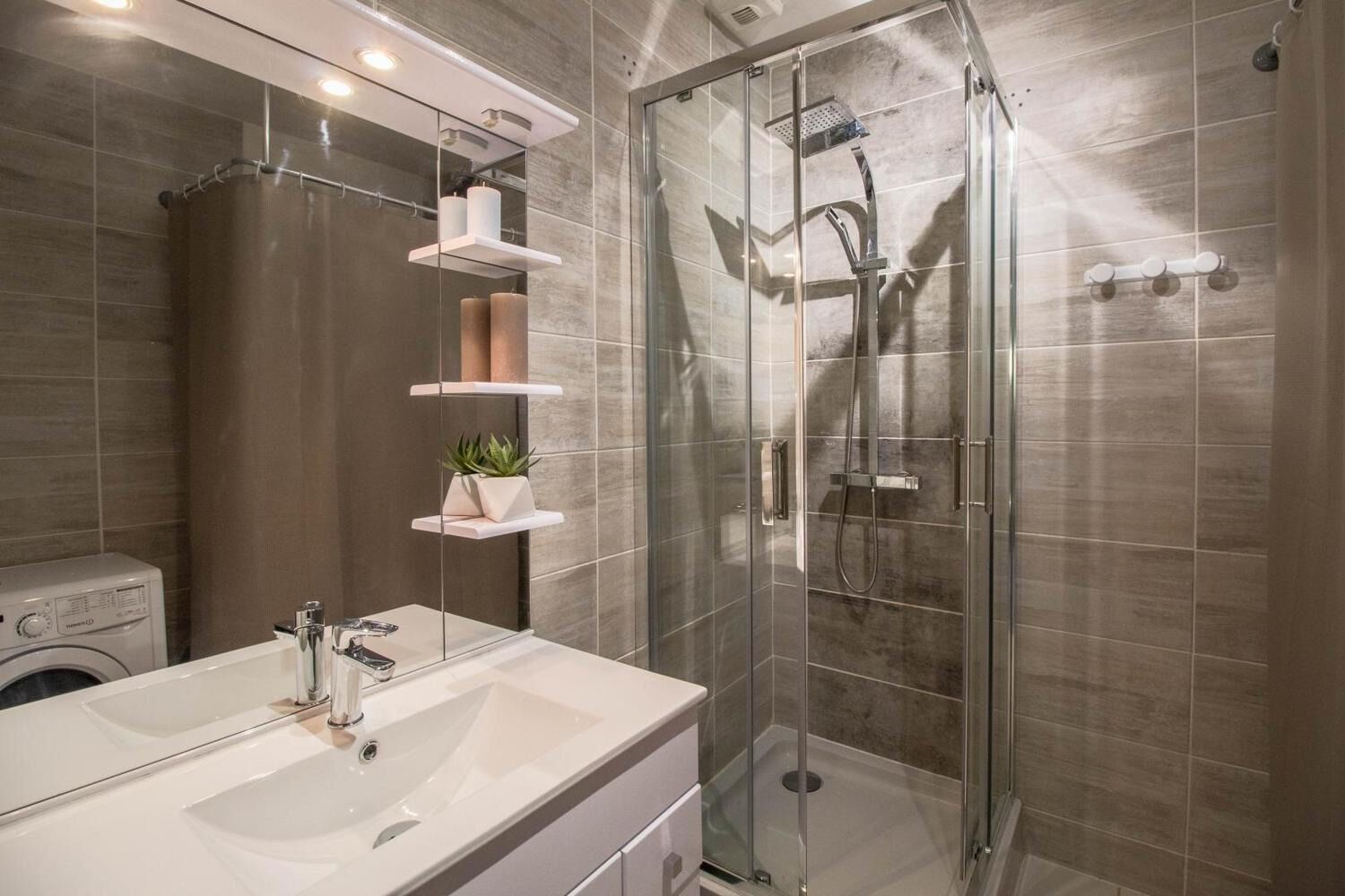 Pleasant chalet at the foot of the Sancy massif 