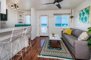 하우스, 침대(여러 개) | 거실