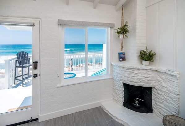 Unclassified image, 1 of 22, button - Pacific Villas: Unit 2 (Oceanside)