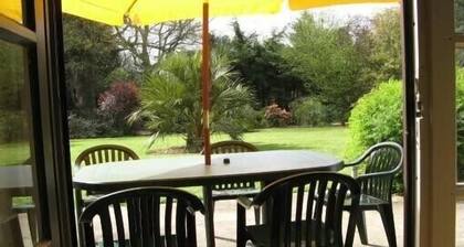 PRES PONTIVY Cottage In A Country Setting And Relaxing wi-fi