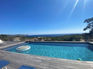 Piscina a l'aire lliure 