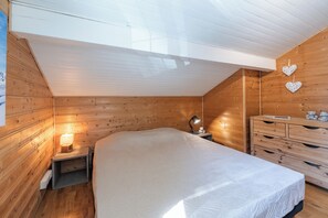 3 Schlafzimmer, Reisekinderbett, kostenloses WLAN, Bettwäsche