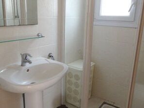 Bathroom - Sunny cottage, 100m to the beach, pets on request (La Faute-sur-Mer)