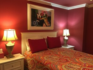 2 bedrooms, desk, iron/ironing board, free WiFi - The Melanie House at Bella Vista - 7 miles to the Bentonville Square (Bella Vista)