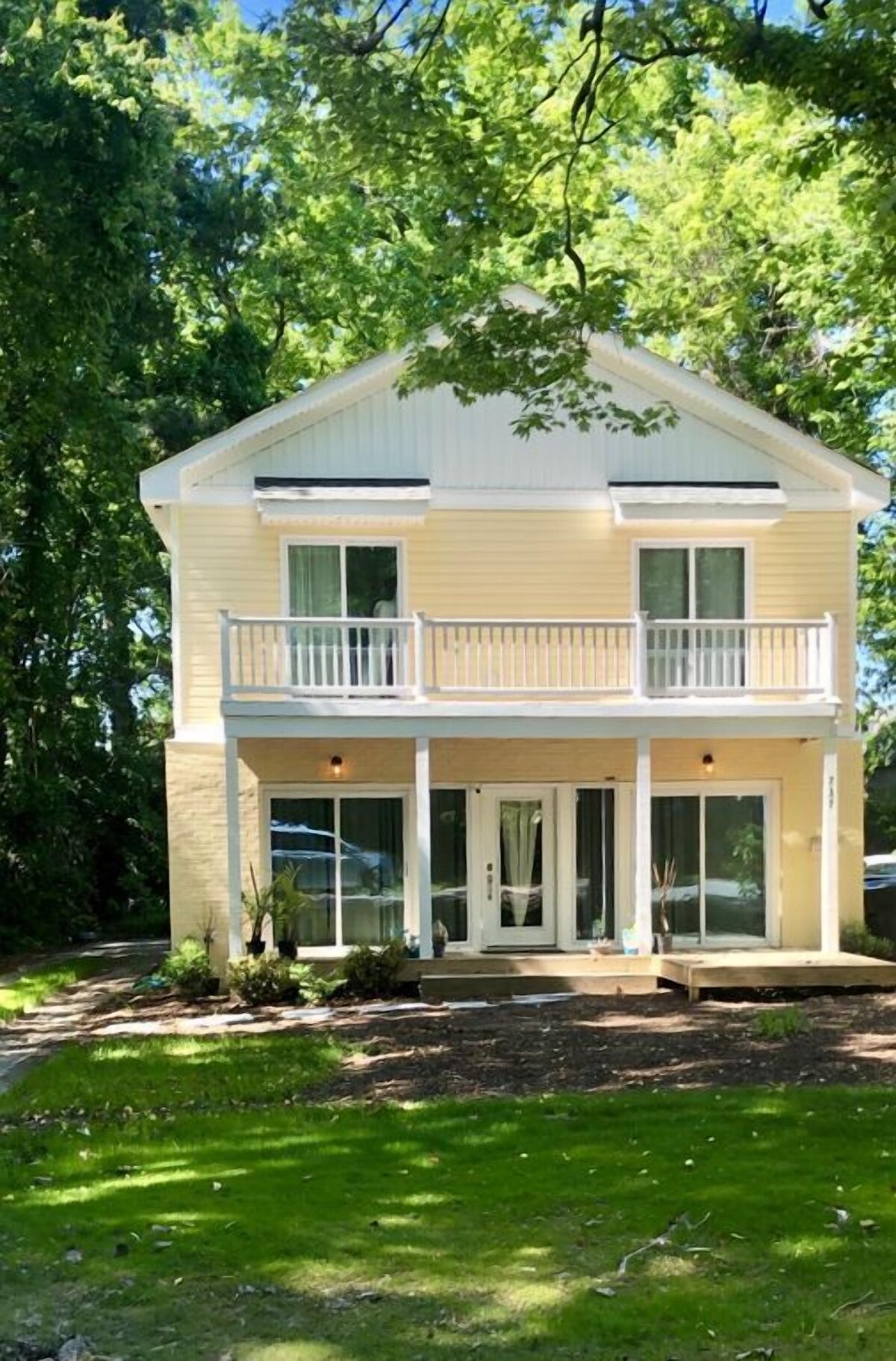 4 Br / 3 Ba walking distance to Oceanfront Moca, Parking Culdesac Convention