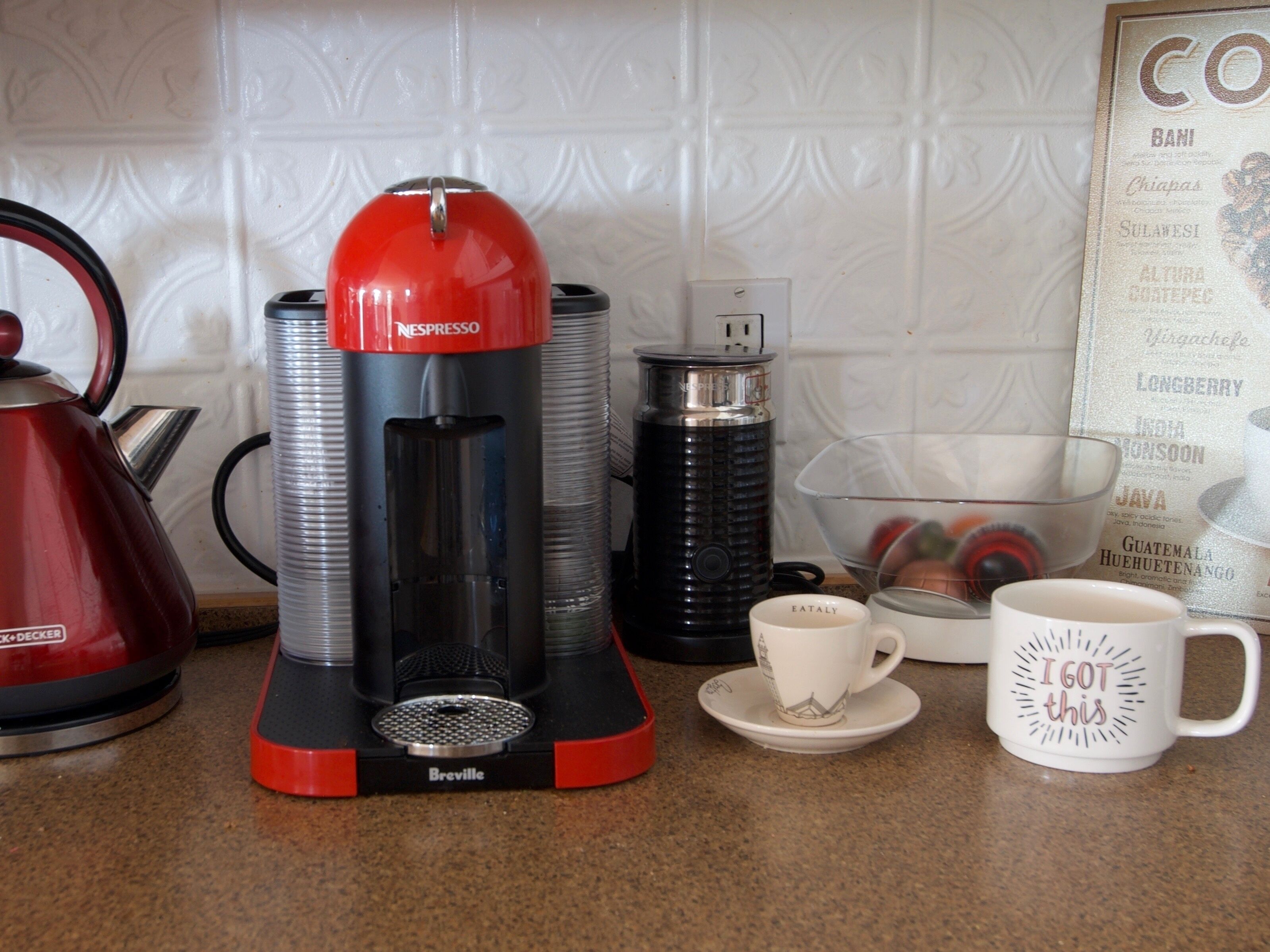 West Lake Waterfront - YomanChic Cottage