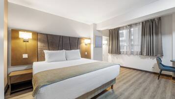 Suite, 1 King Bed with Sofa bed, Accessible, Non Smoking (Efficiency, 2 person sofabed)