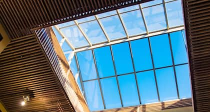 Hotel Montreal Metropolitan, an Ascend Collection Hotel