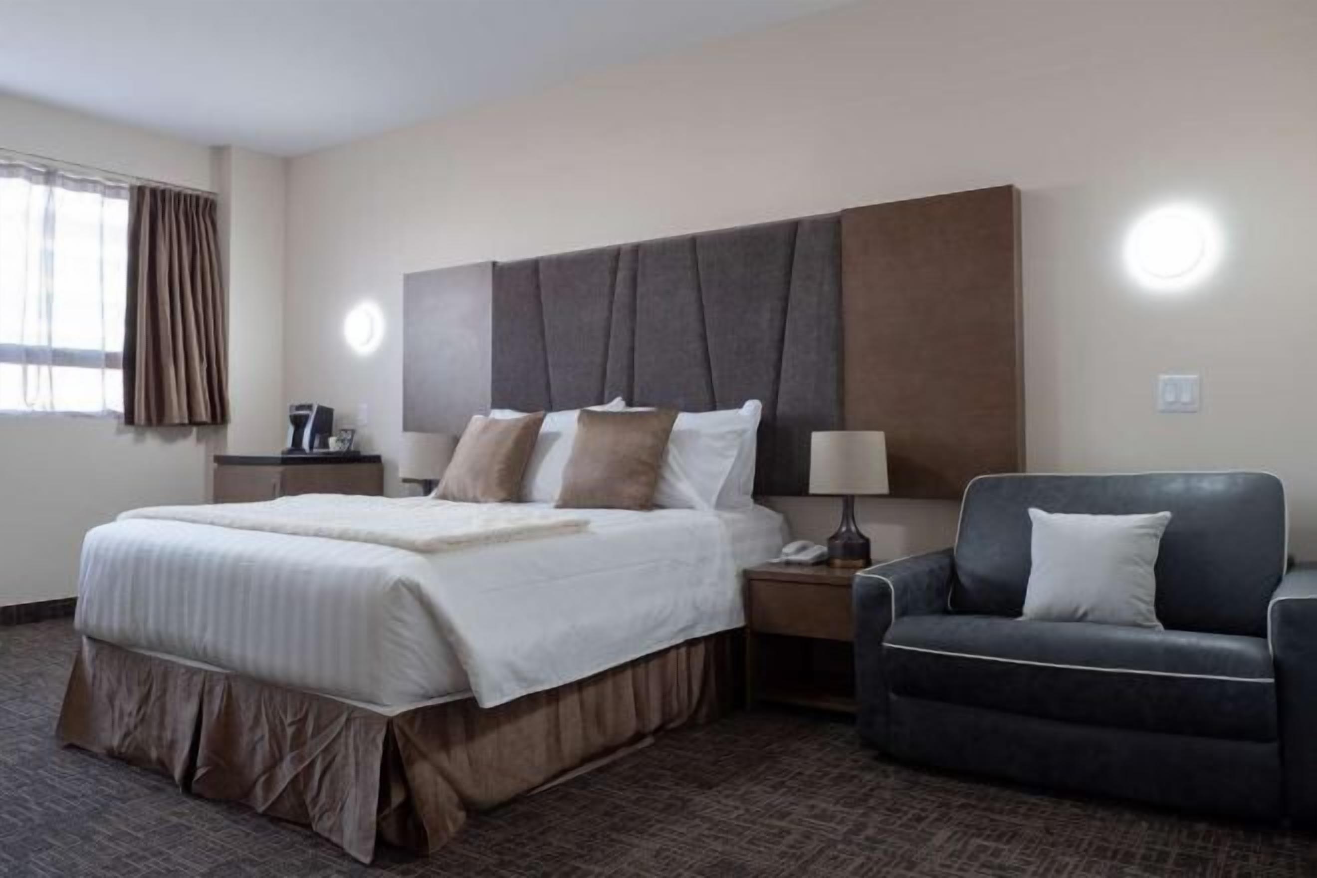 Bureau, espace de travail pour ordinateur portable