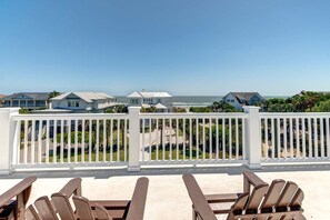 Property grounds - Sunrise Manor,  Putting Green, Pool/hot tub, Elevator, Ocean Views (Isle of Palms)