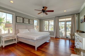 5 bedrooms, iron/ironing board, WiFi, bed sheets