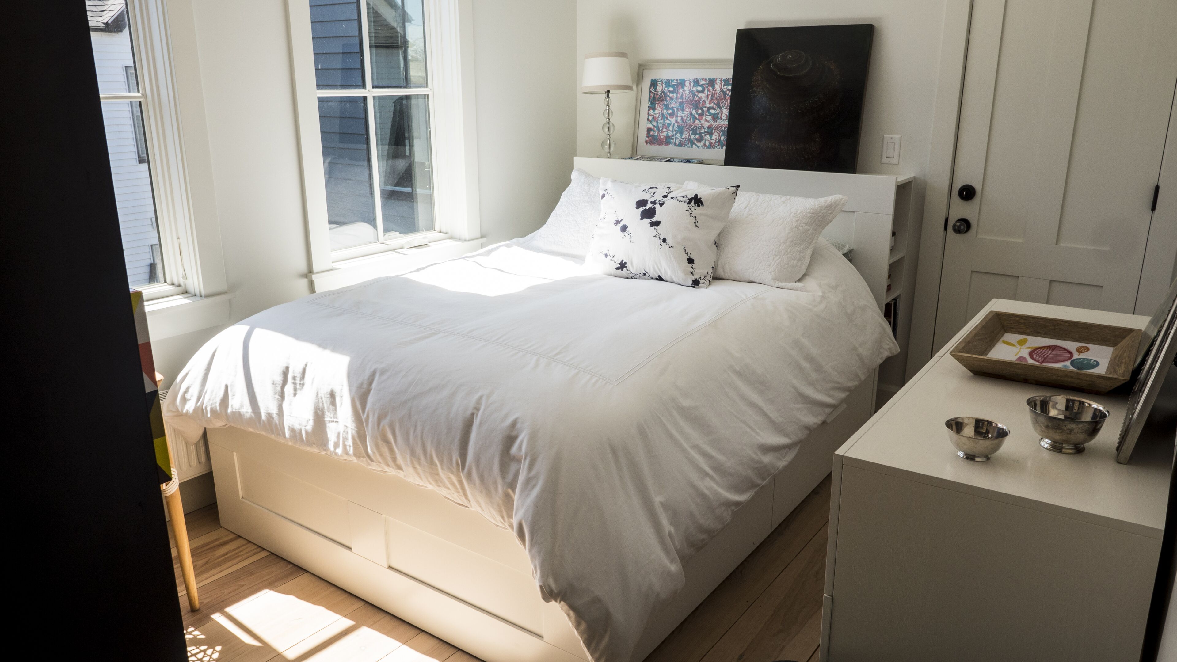 Fresh East End Apartment Walkable to Downtown Portland