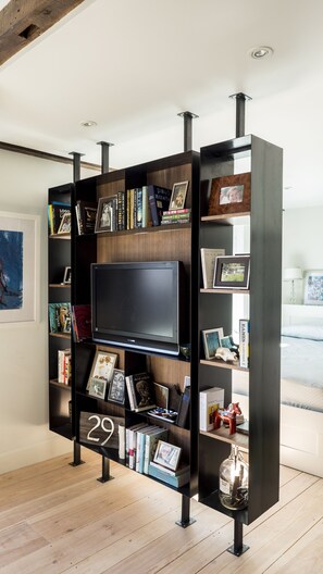 Fernseher, Bücher