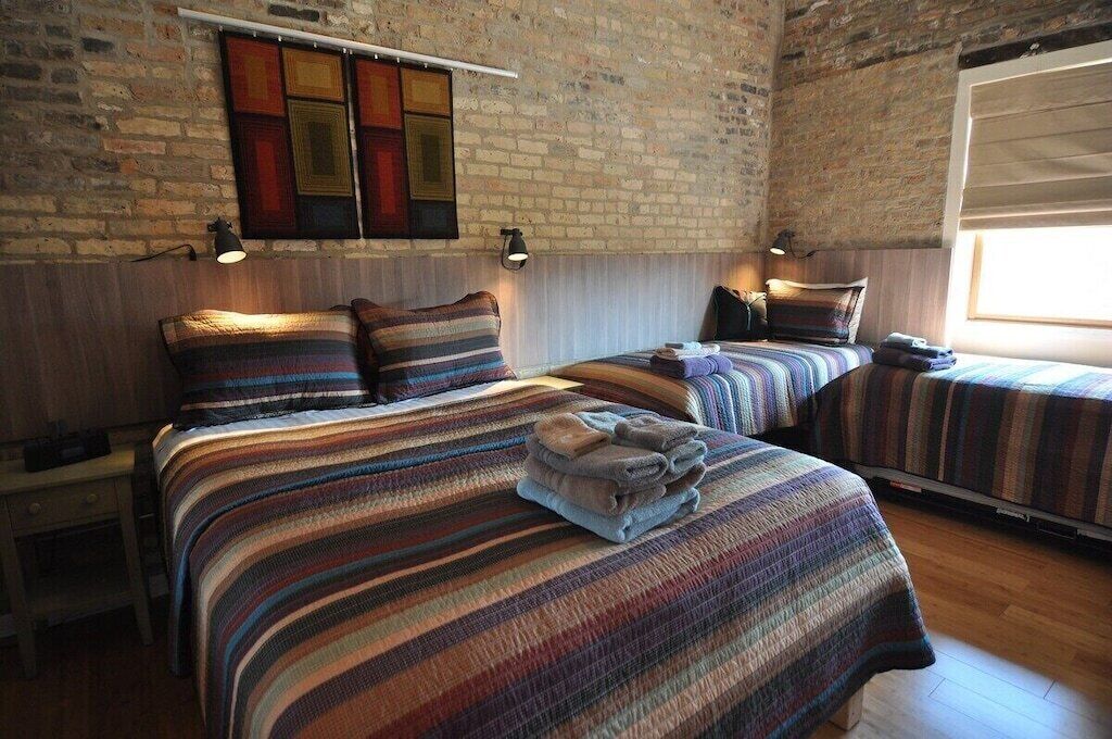 4 bedrooms, iron/ironing board, travel cot, free WiFi