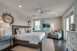 4 soverom, strykejern/-brett og wi-fi