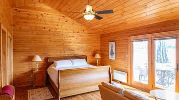 3 Schlafzimmer, Bügeleisen/Bügelbrett, Reisekinderbett, kostenloses WLAN