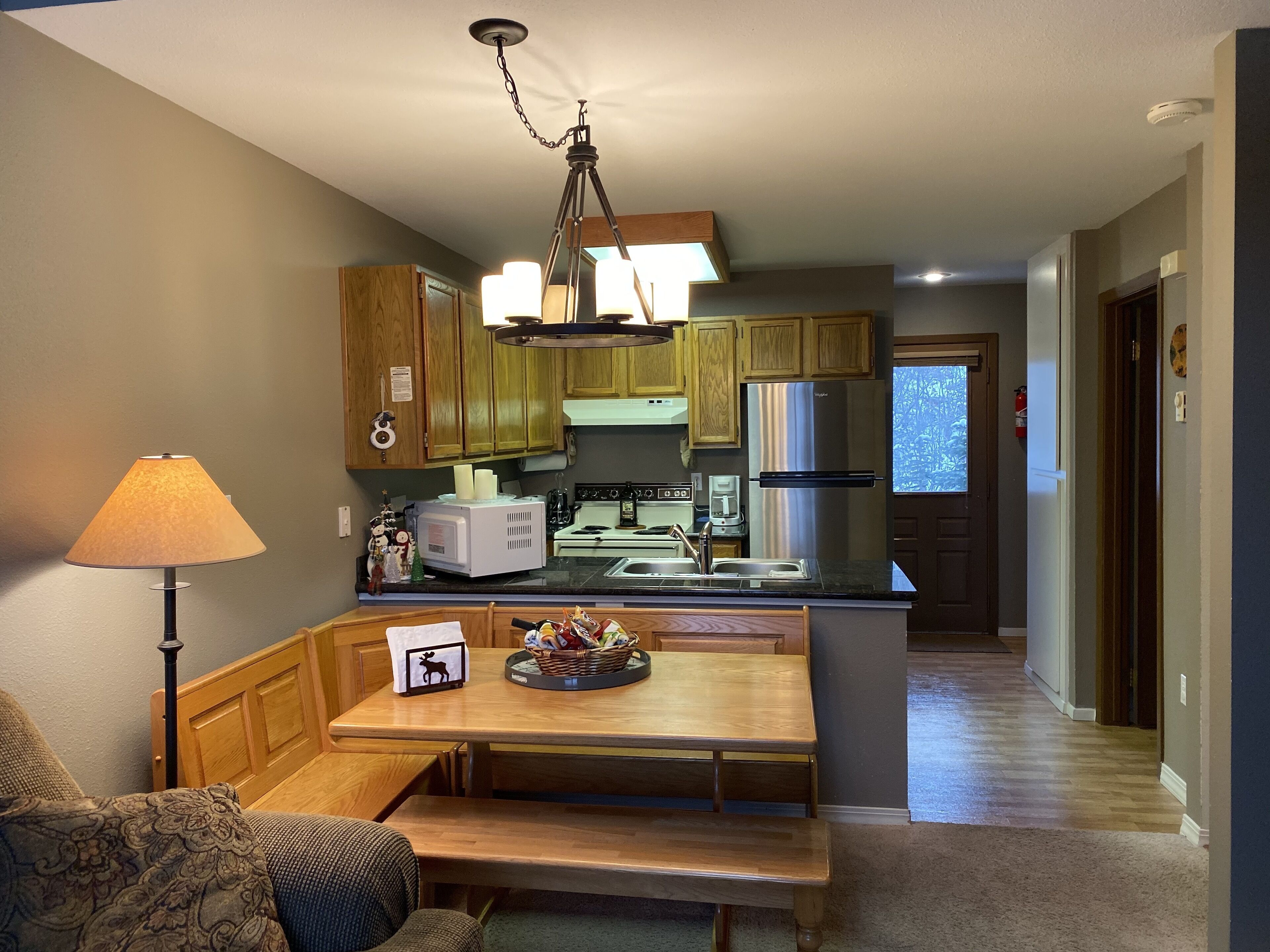 Schweitzer Mountain True Ski in Ski Out Condo