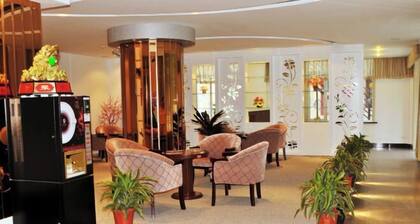 Jiayi Business Express Hotel