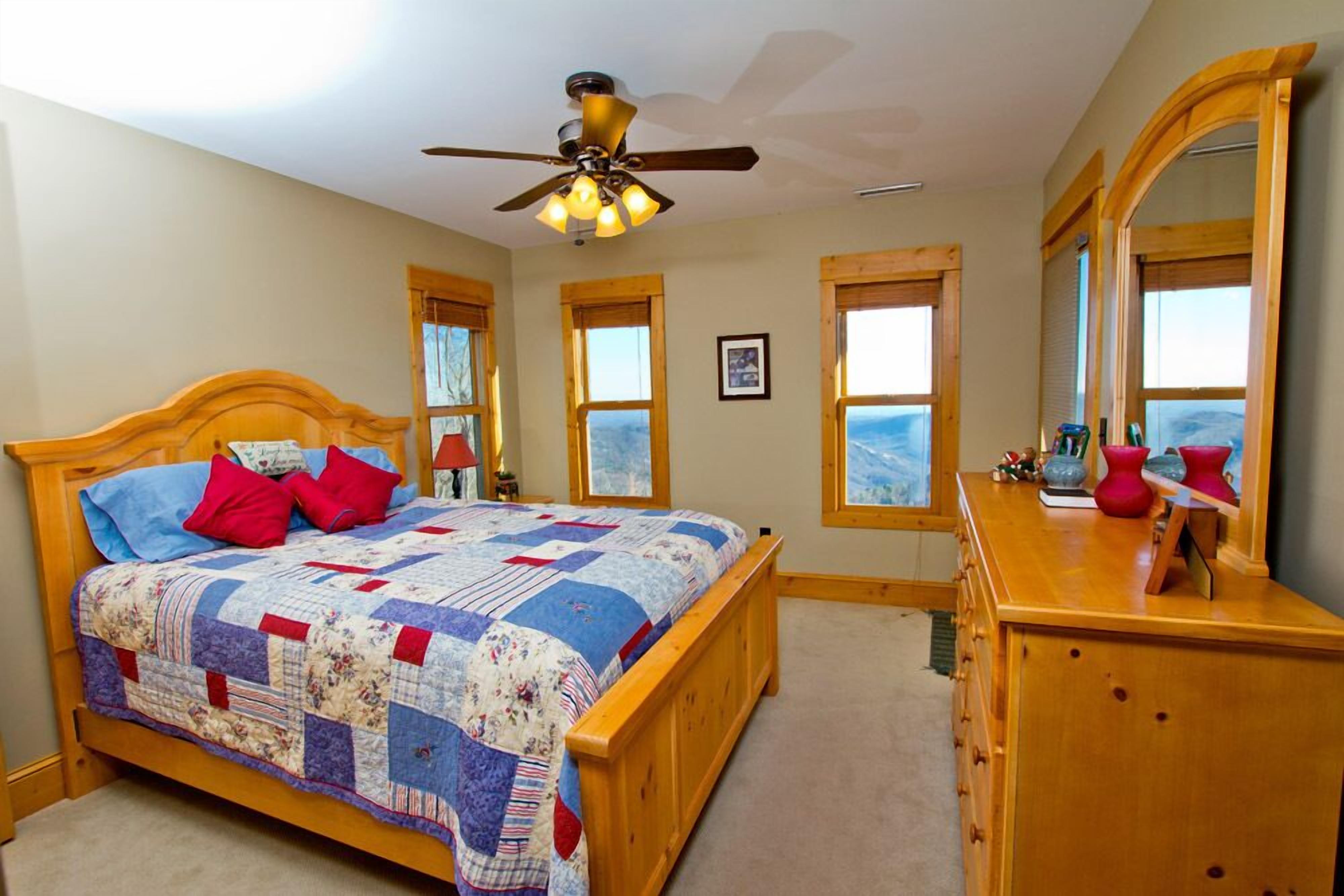 Near Asheville, near the stars, nearly perfect!  Almost Heaven.  3000 ft.