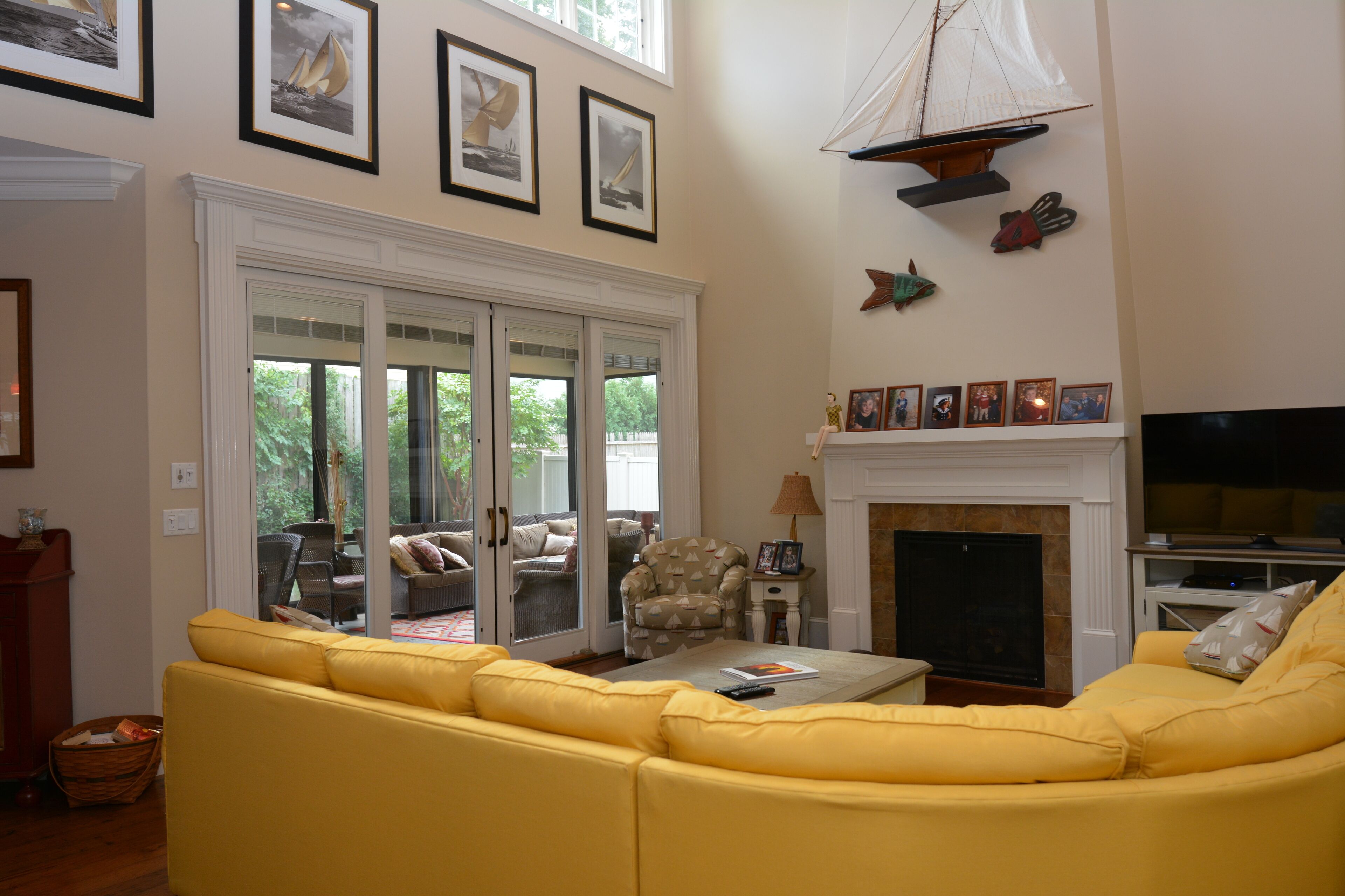 Downtown Rehoboth Beach Home in The Pines Sleeps 14 w/ Porch