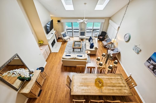 4 Catboat, 2nd Row, Private Pool, Pet Friendly