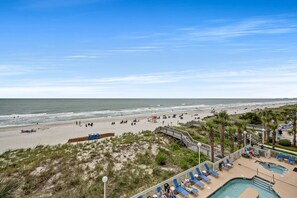 On the beach - Oceanfront Beach Chic Condo, Jacuzzi Tub, Outdoor Pool | Crescent Shores - N 302 (North Myrtle Beach)