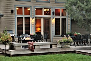 Outdoor dining - Luxury on the River, Spacious Home Nestled in the Woods, Private Hot Tub, Yard (Durango)
