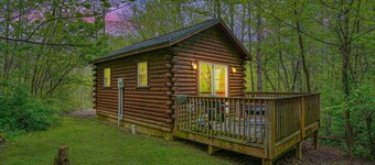 Blue Rose Cabins - Lovebirds Cabin