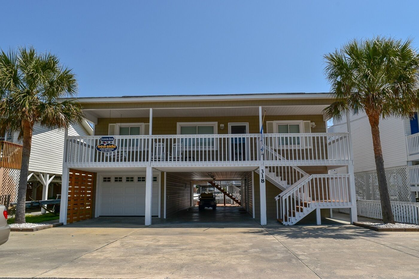 GOLF CART INCLUDED Sleeps 12. 4 bedroom 3 bath Channel House