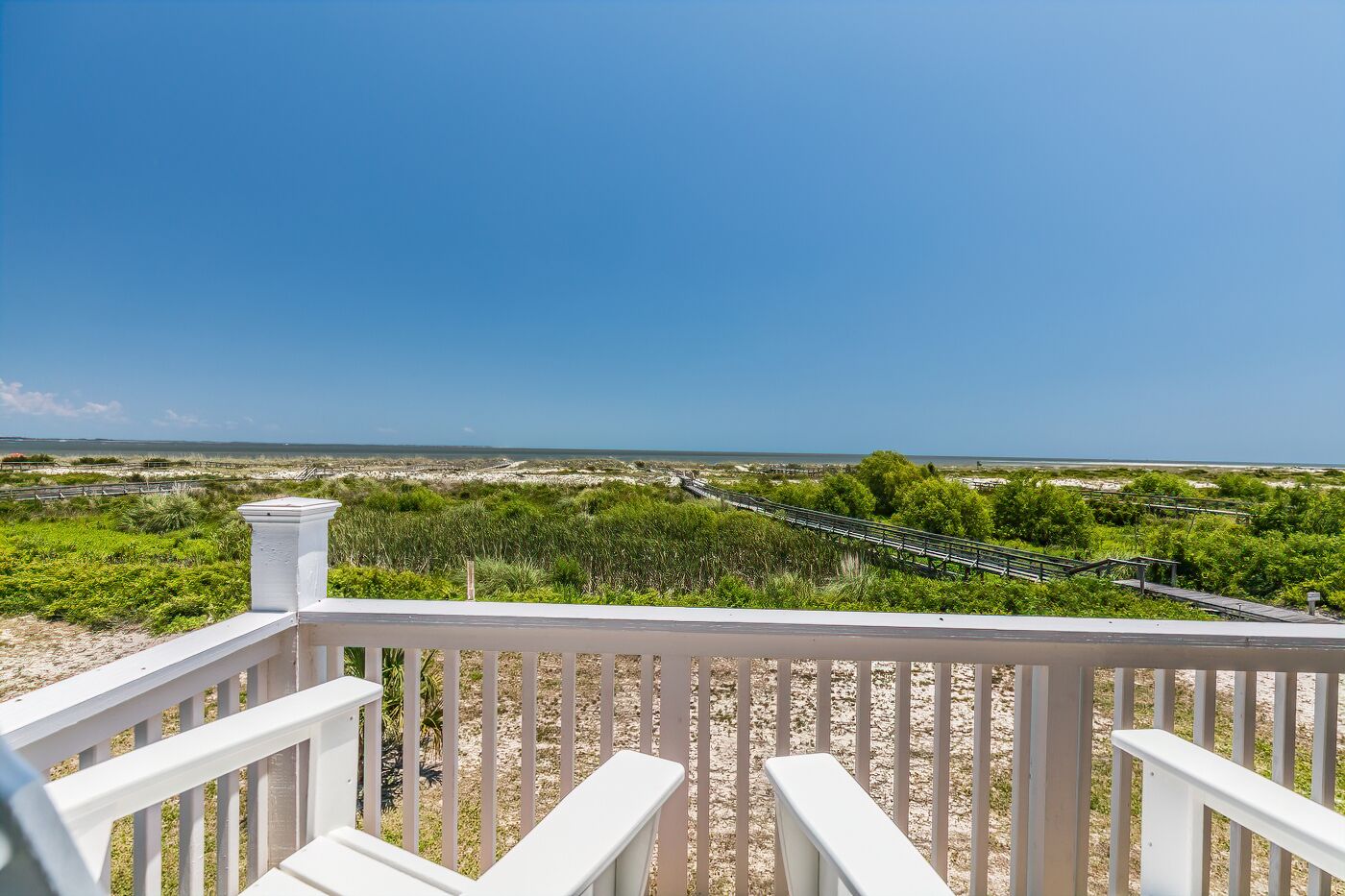 Ocean Front D-Building - POOL ACCESS AND OCEAN VIEWS!!!