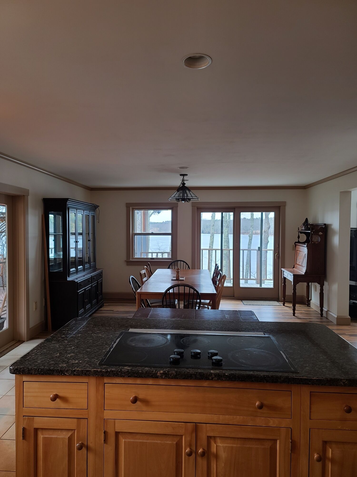 The Lake House- 1370 Western Road