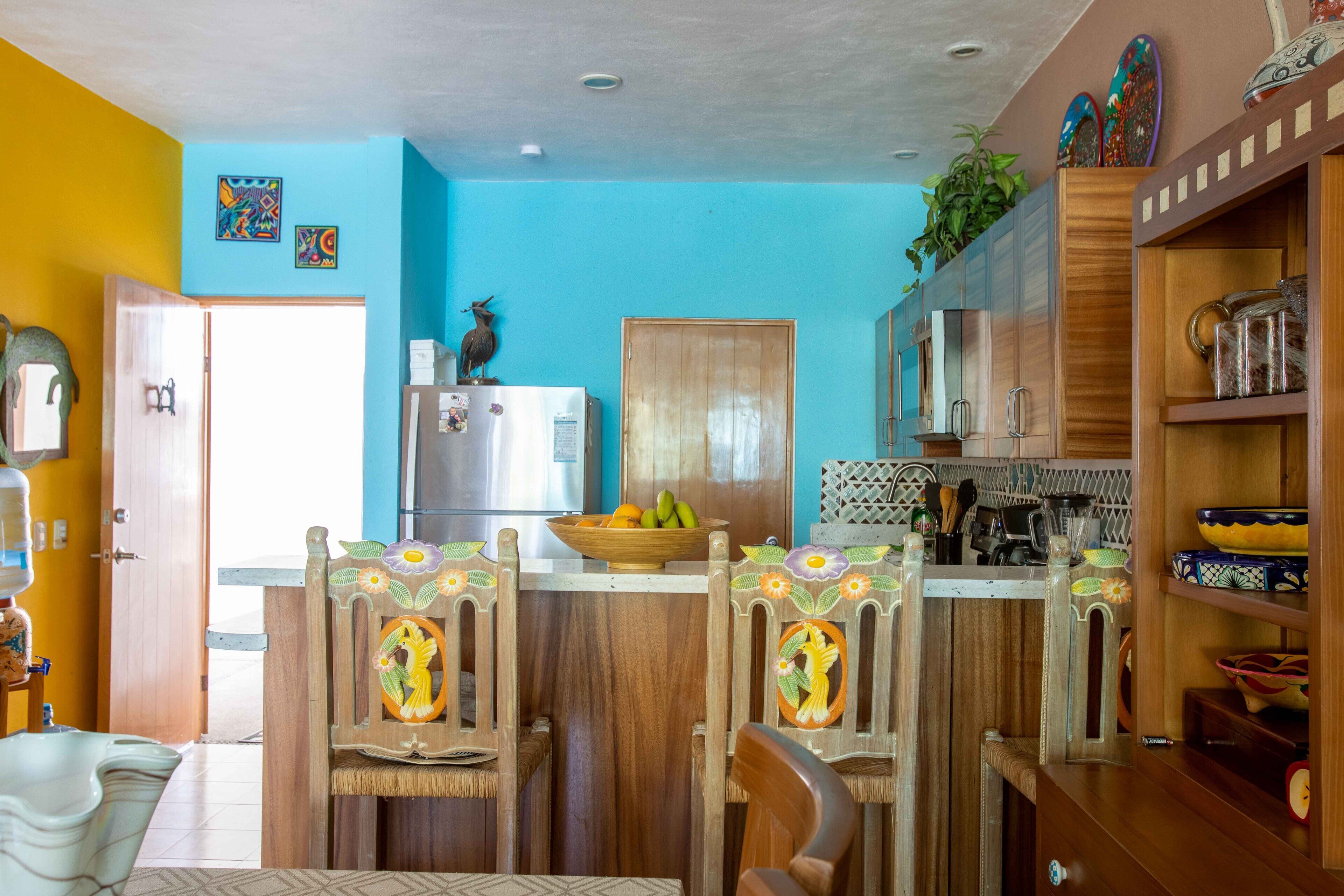 Colibrí Condo 301  Oceanfront with eclectic and artsy vibe