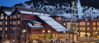 Marriott Summit Watch Studio