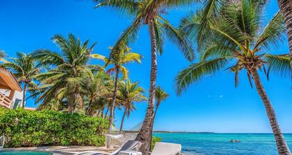 Casa Texoma: Private Waterfront Villa in Akumal