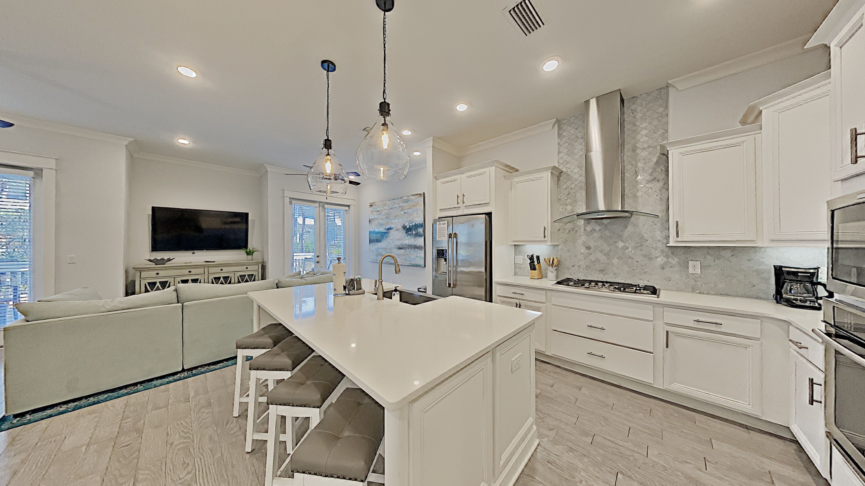 Paradise Hide A Way - Prominence 3 BR/2.5 Bath