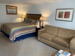 Wi-Fi, seprai linen, dan dapat diakses tamu berkursi roda