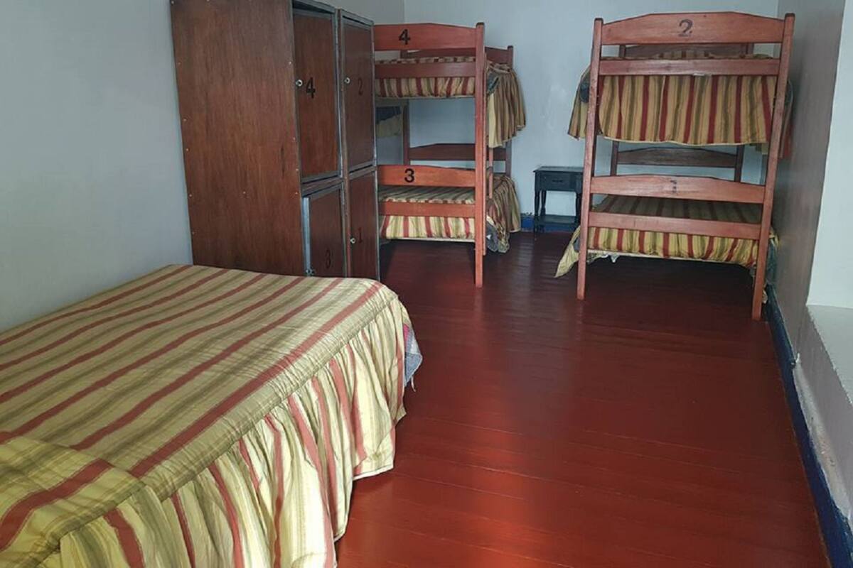 In-room safe, desk, free WiFi